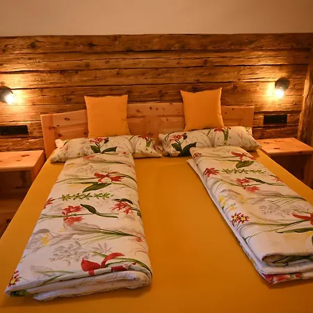 Holdernig Apartment